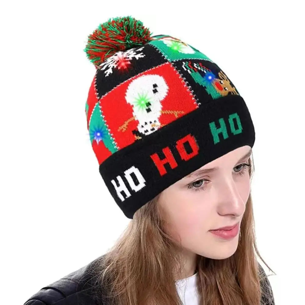 LED Christmas Knitted Beanie Hat – Light Up Xmas Sweater Cap, Unisex Winter Beanie with Colorful LEDs