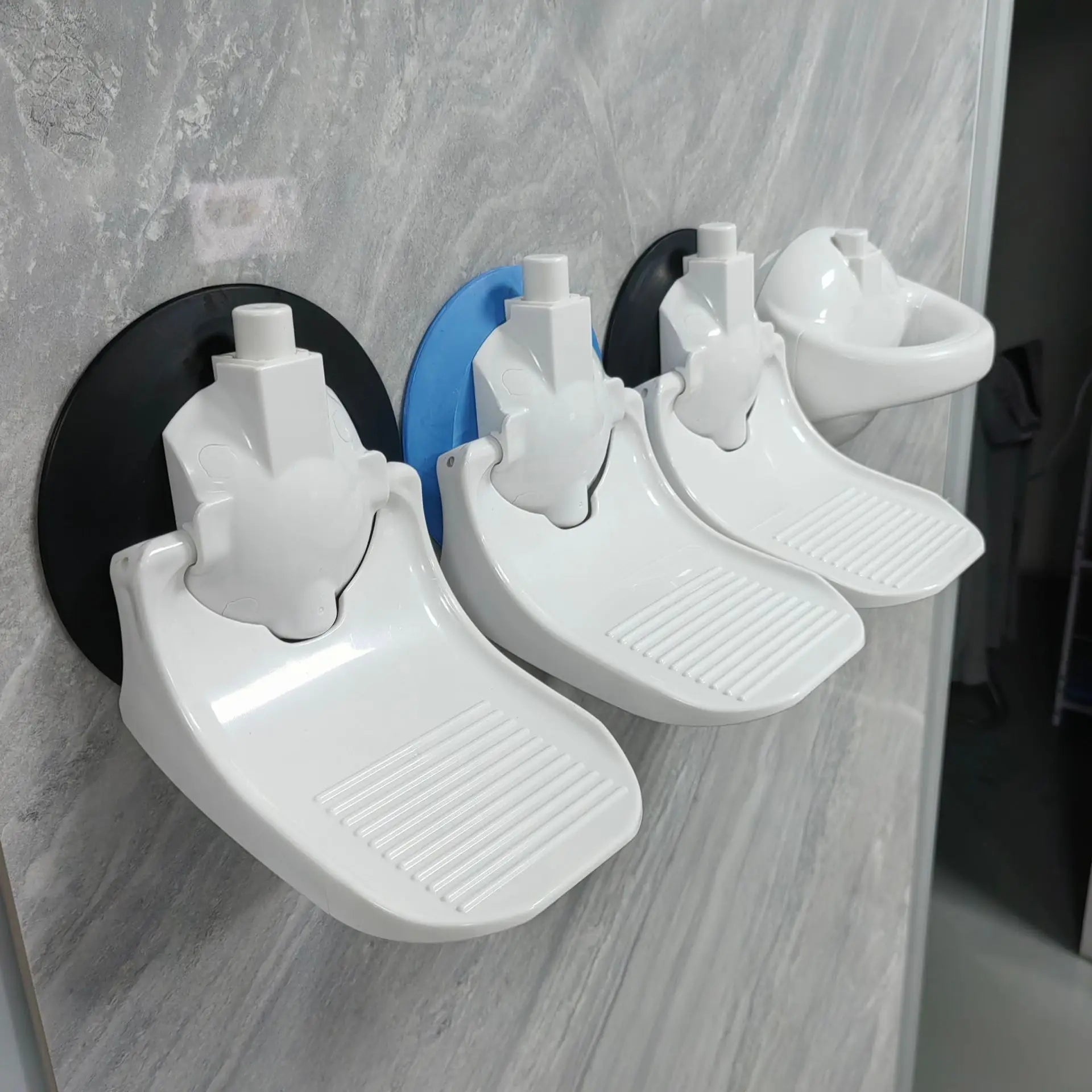 Bathroom suction cup foot pedal new product, bathroom bath foot pedal, home bathroom footstool board, tripod suction cup